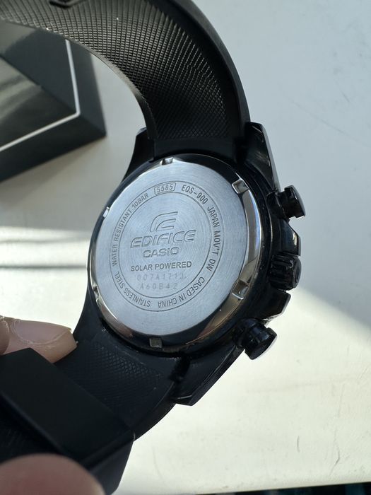 Часы Casio Edifice EQS-900 с солнечной батареей