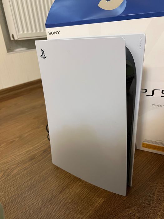 Продаю PlayStation 5 в ідеальному стані!На 1 терабайт!