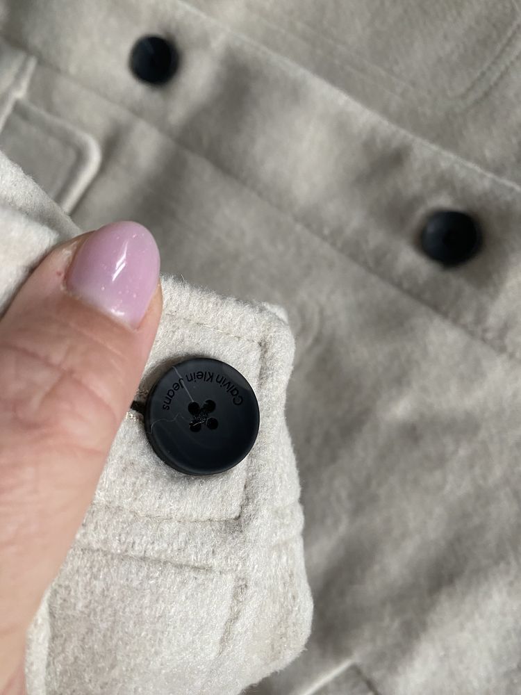 Calvin Klein женская куртка-рубашка 46/48 беж