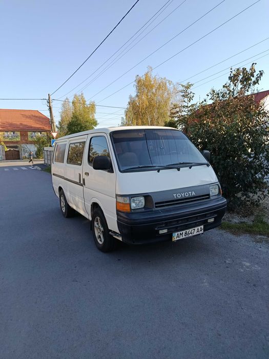 Продам Toyota Hiace пасажир