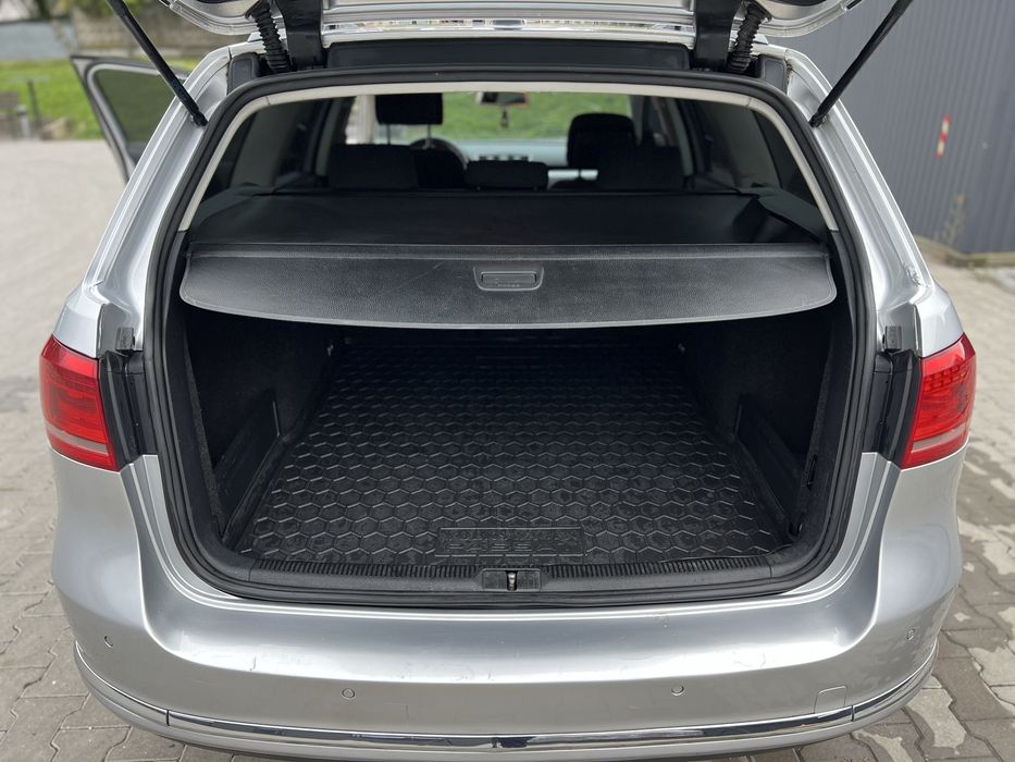 Volkswagen Passat 2.0 tdi AVTOMAT 2011рік.