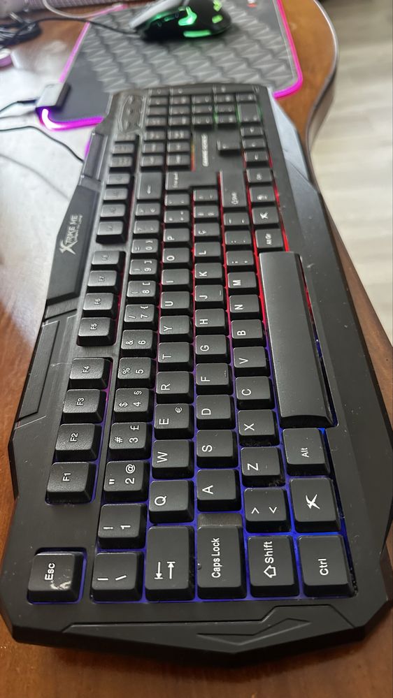 Teclado Gamer LED