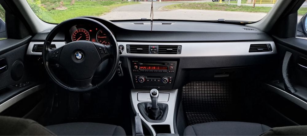 Разборка БМВ Е90 Е91 капот Розборка BMW E90 E91 N47 N46 316d 318d 320d