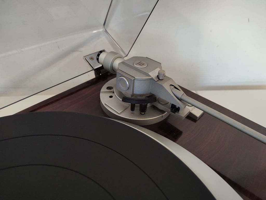 Denon DP-57L gramofon