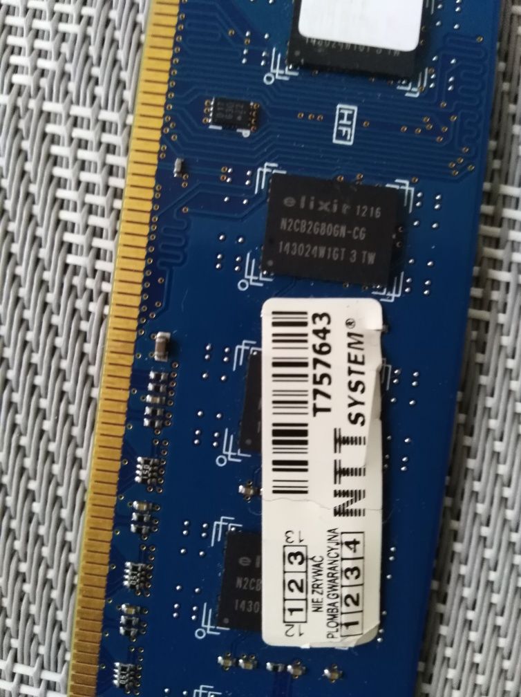 Pamięć Ram Elixir 2GB 1RX8 PC3-10600U-9-10-B0 DDR3 działa