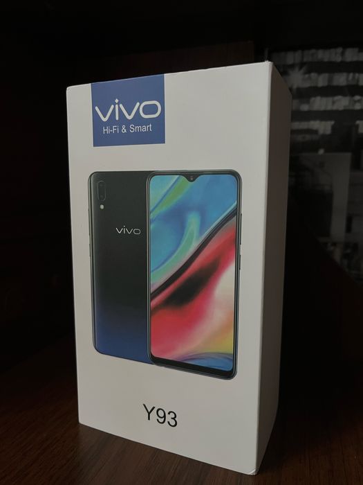 Смартфон Vivo y93 на 4-64 гб памяті