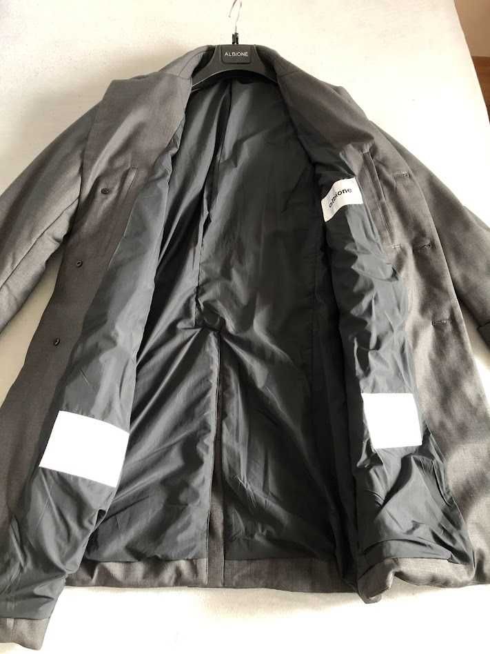 Nowy płaszcz Albione George r 46/176