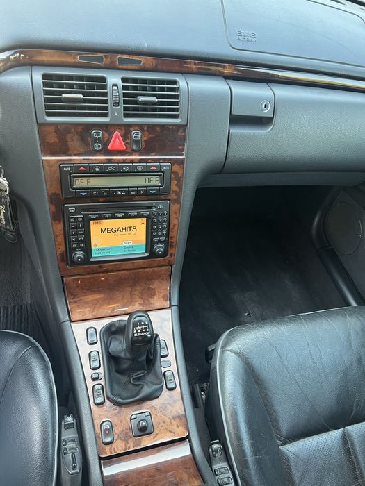 Mercedes Benz E270 CDI Elegance