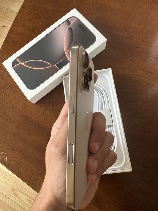Iphone 16 Pro c/garantia