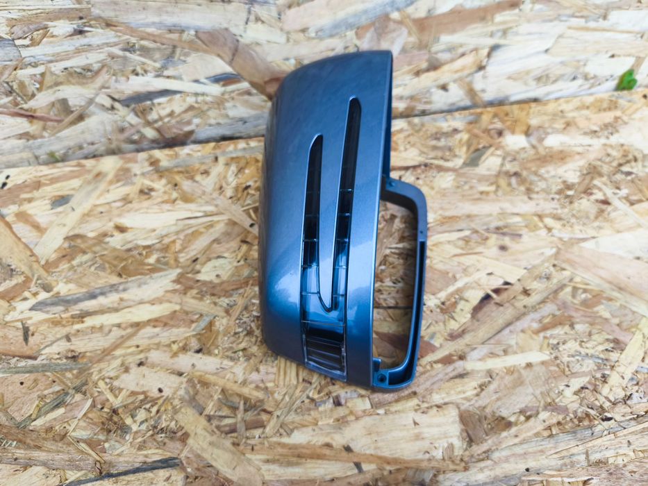 Mercedes W212 obudowa lusterka kierunkowskaz lusterko