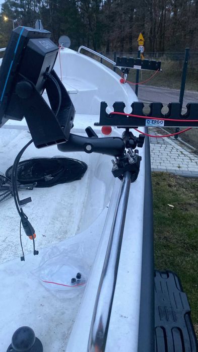 Uchwyt na echosondę mocowanie 1,5" na reling, ramie 14,5cm Q-ERGO