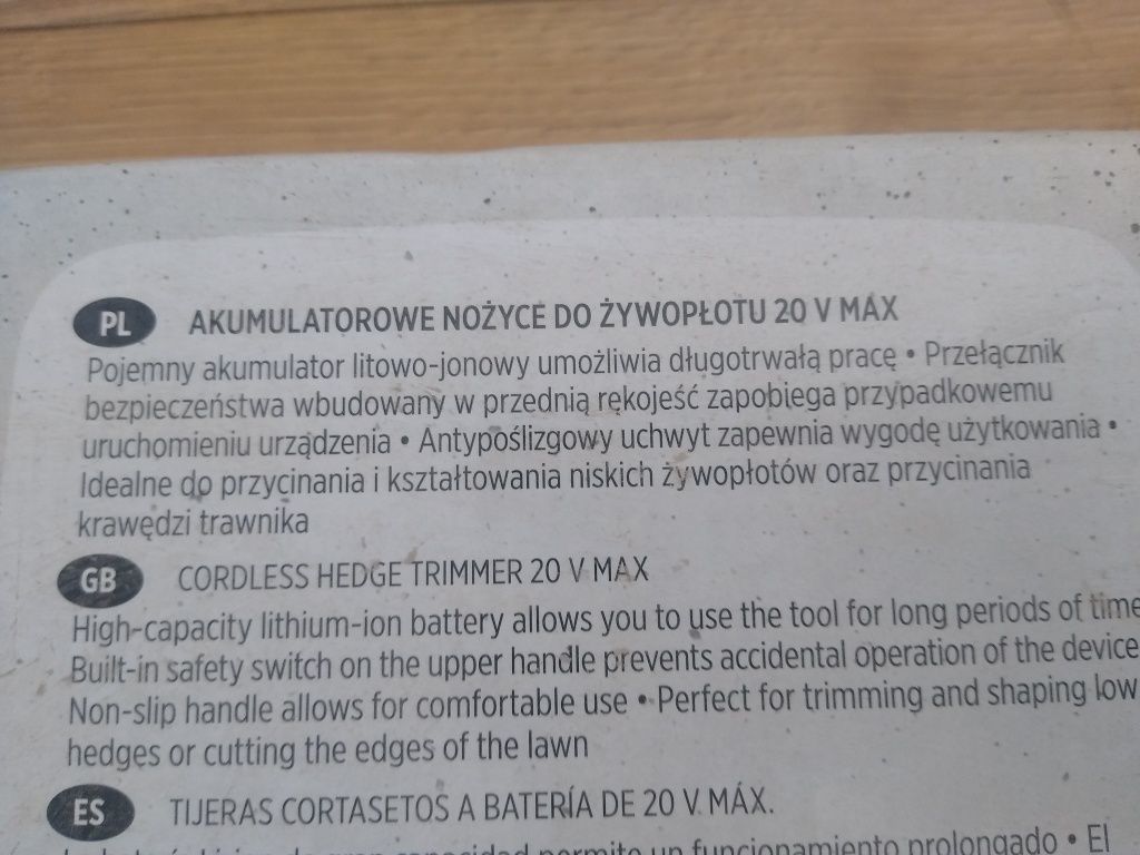 Akumulatorowe nożyce do żywopłotu 20 V nowe