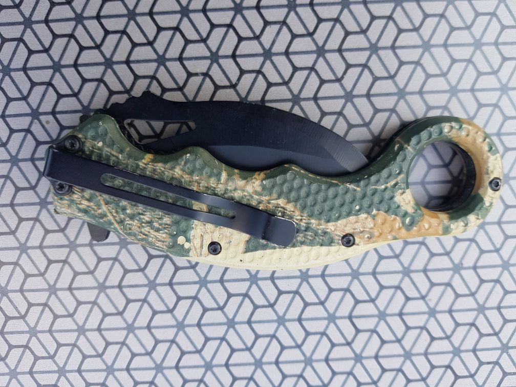 Nóż Karambit CS:GO Nowy Prezent