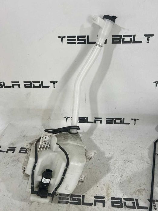 Бачок омивача в зборі Chevrolet Bolt EUV 2022-