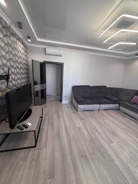 Сдам 2-х комнатную квартиру Ильфа и Петрова/ Архитекторская новострой