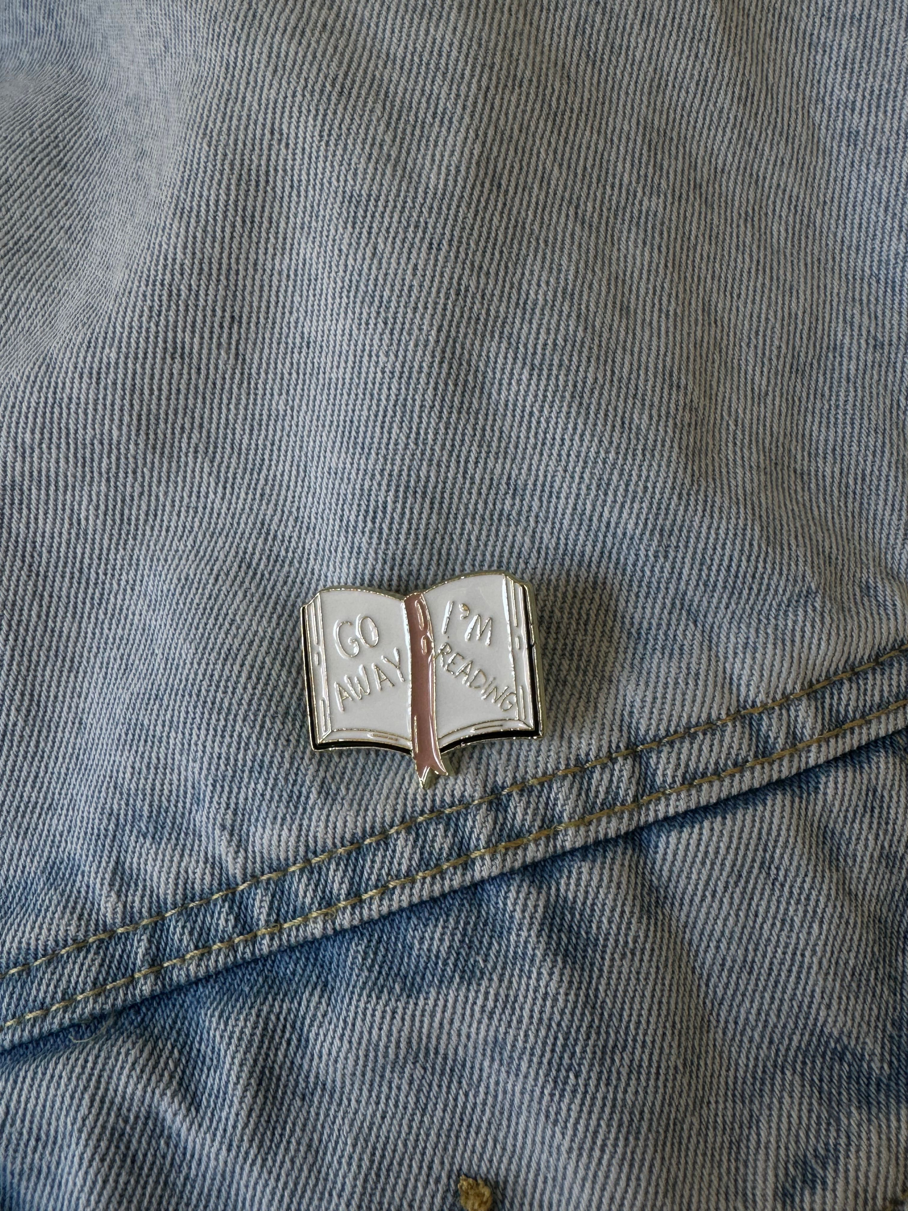 Піни для книголюбів / значки / брошки / pins / значки для читачів