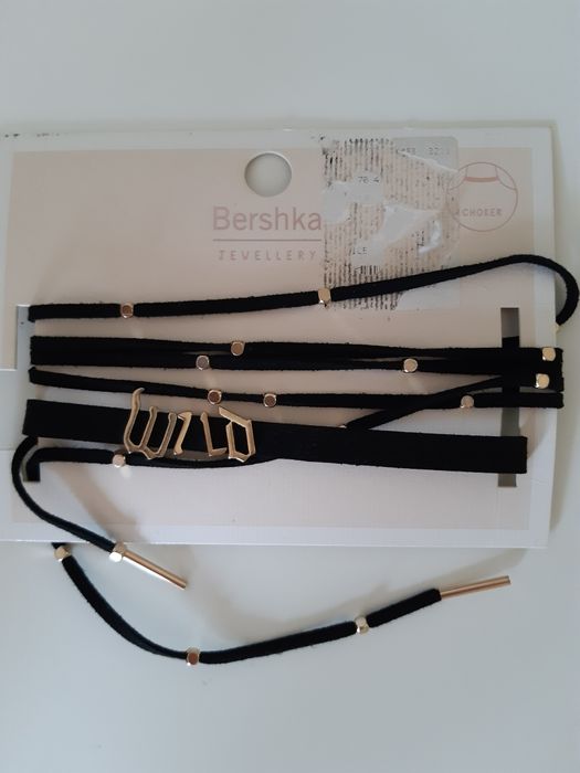 Czarny Choker Bershka