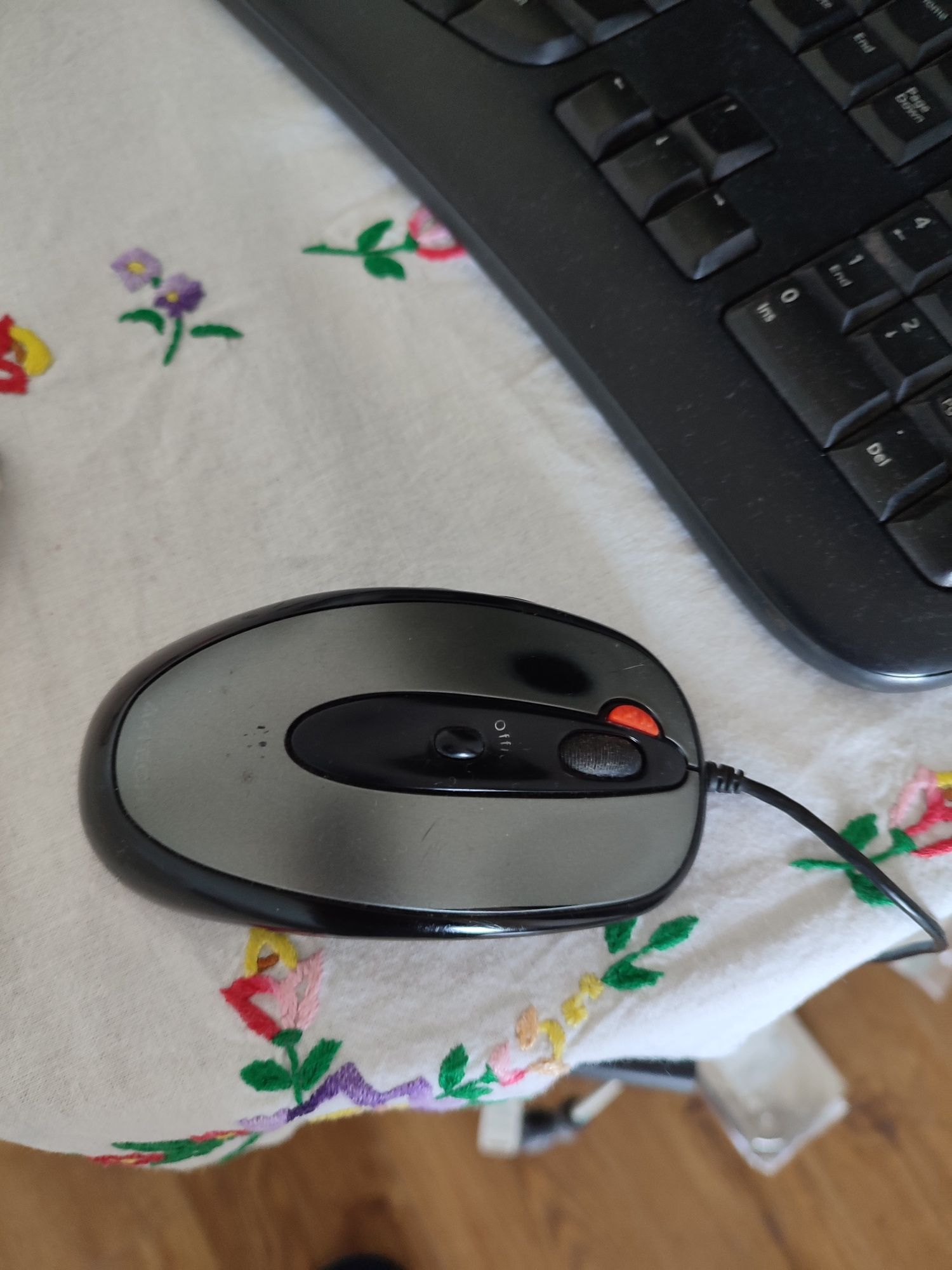 Клавіатура миша роутер деталі мишка клава