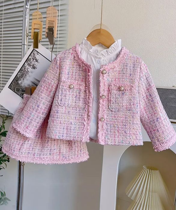 Костюм для дівчинки