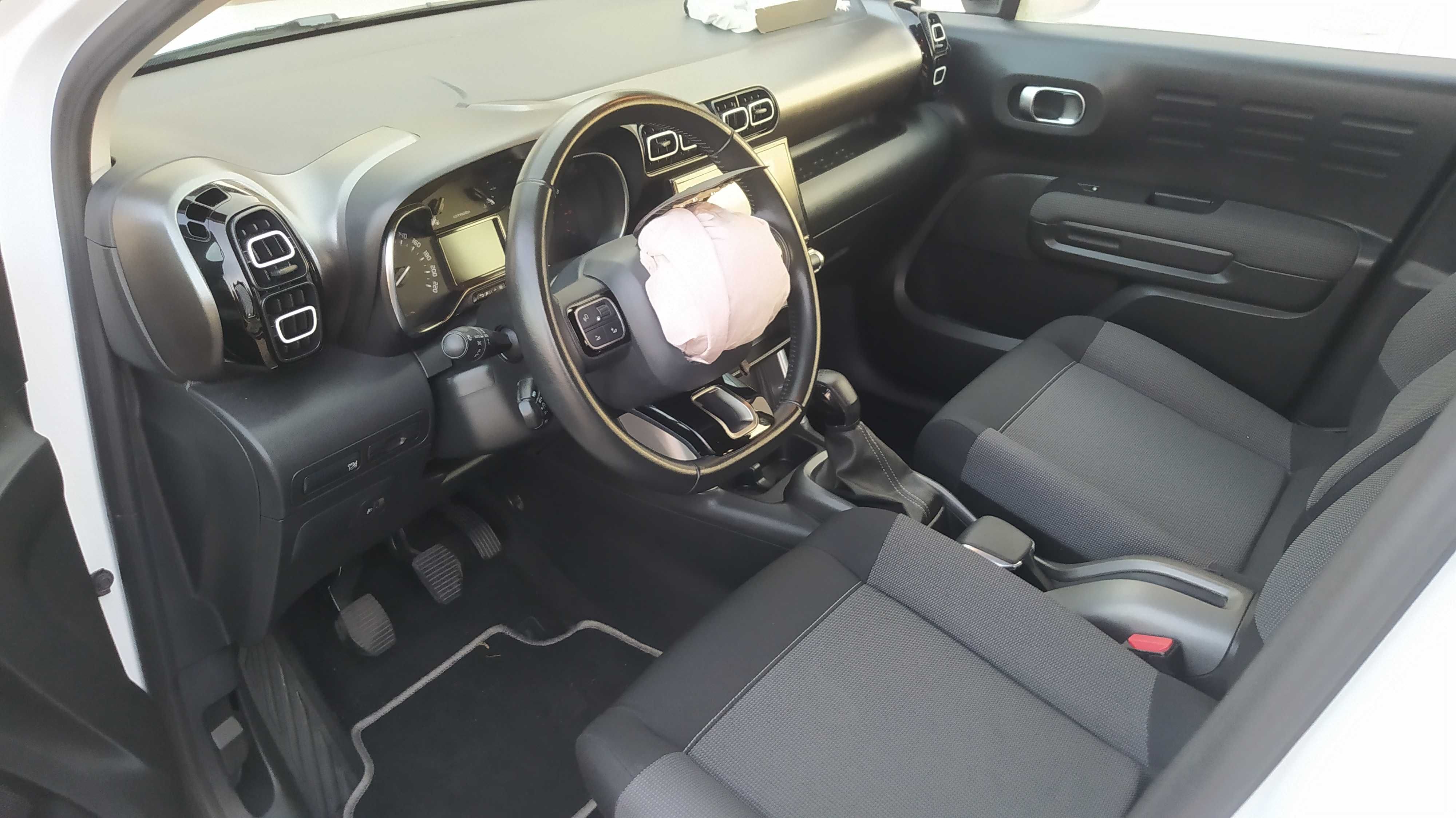 C3 Aircross 2019, 1.2benz 76tys km, klima, led, tablet