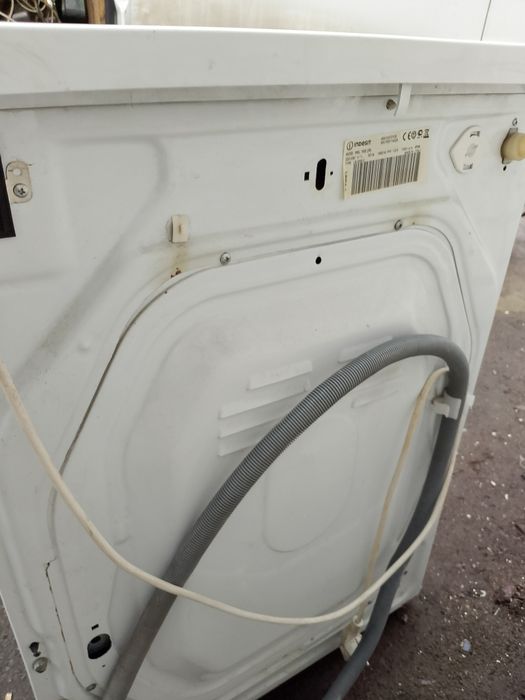 Стиральна машина