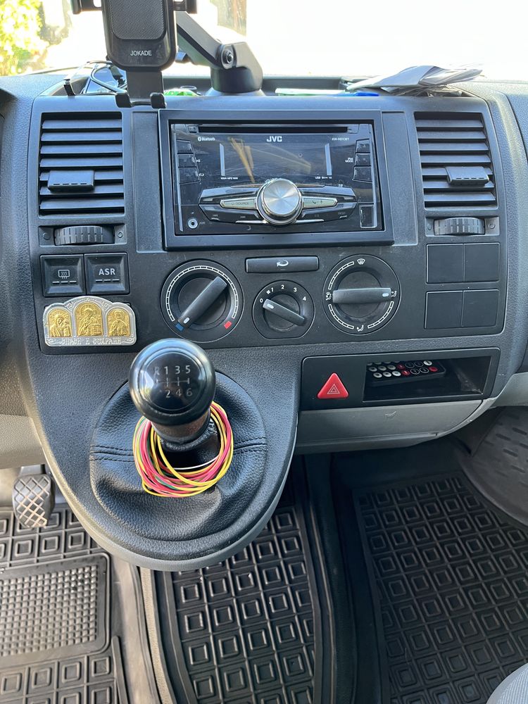 Volkswagen transporter T5 2.5TDI