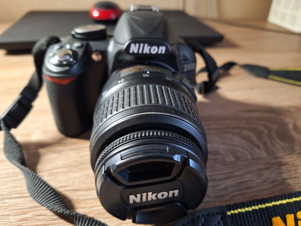 Продаю фотоаппарат Nikon D3100