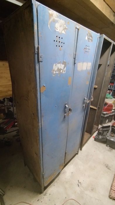 Szafka ubraniowa, materiał na wędzarnie