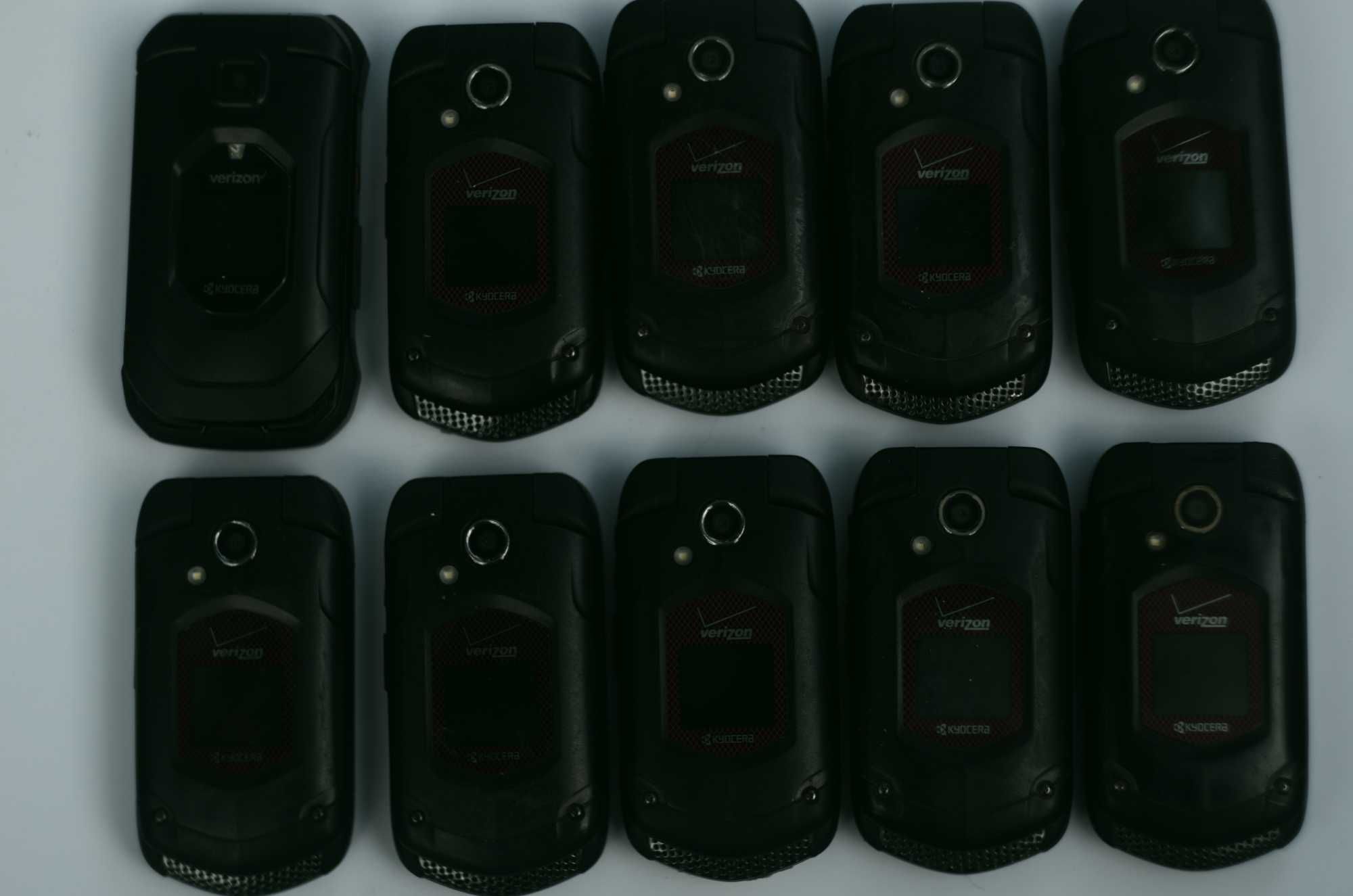 Захищені телефони розкладушки KYOCERA DURA Samsung Convoy від 600 гр