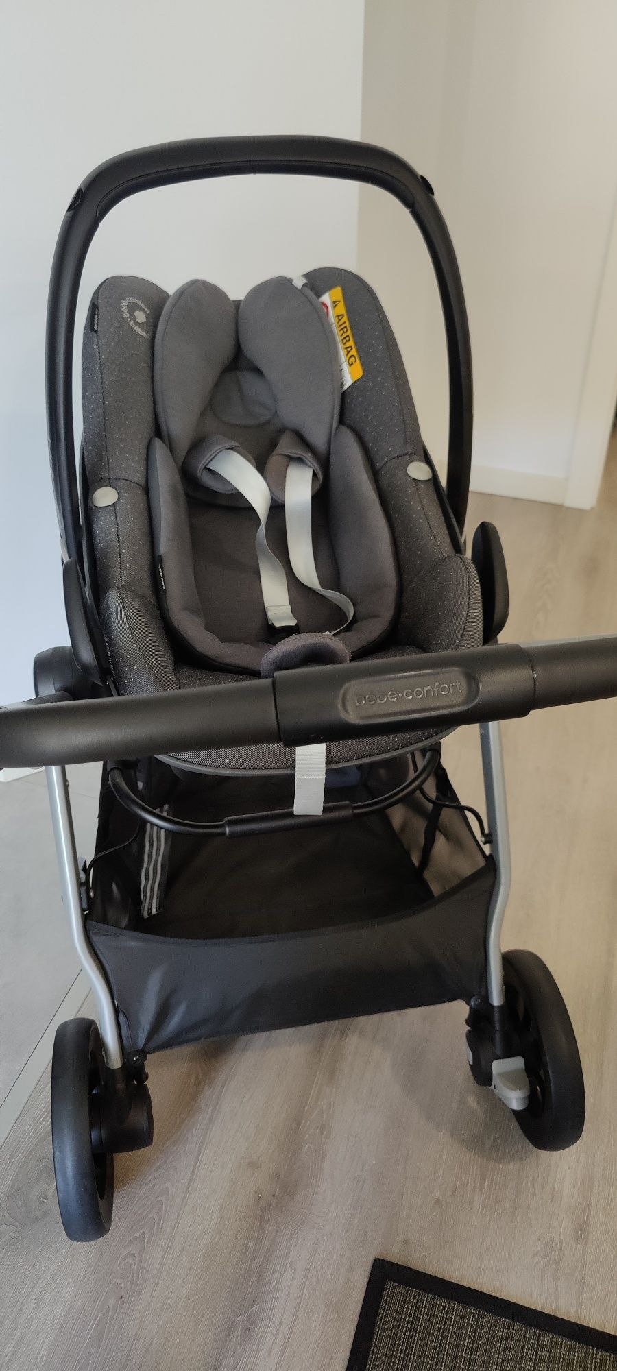 Carrinho bebê Bebe Confort Zélia 2 + Pebble Pro i-Size