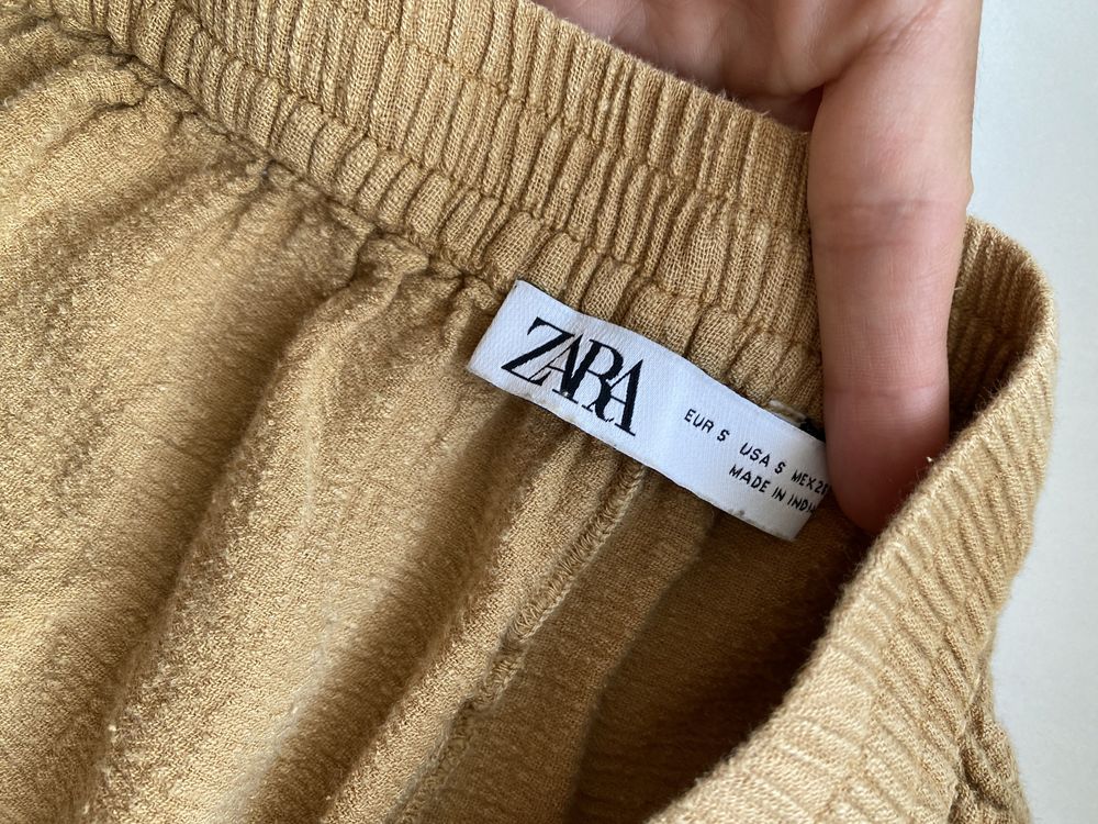 Шорти Zara розмір S