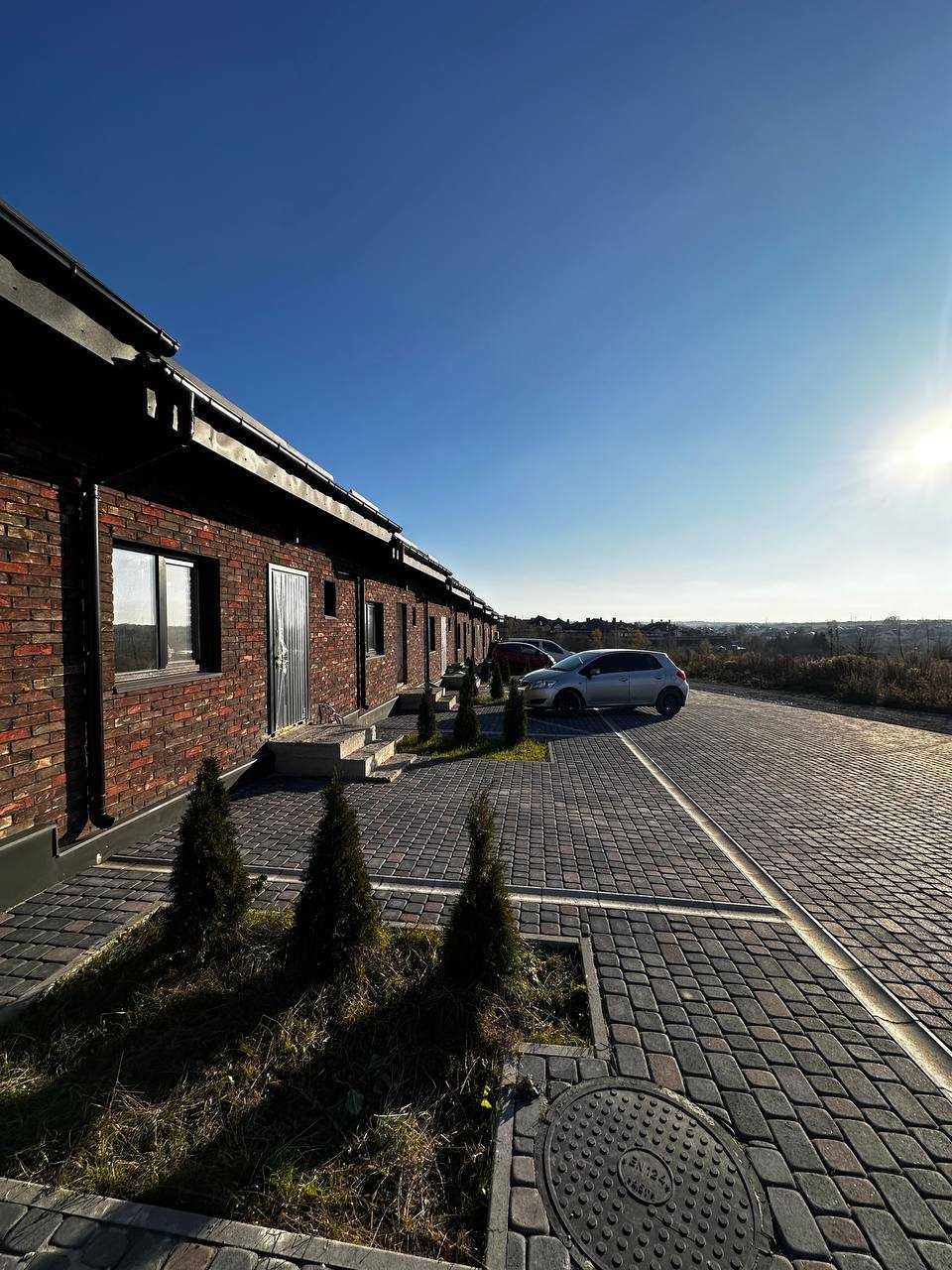 Продаж Таунхаус 100 м2, паркомісця дворик, 3 кімнати, БАВАРСЬКА КЛАДКА