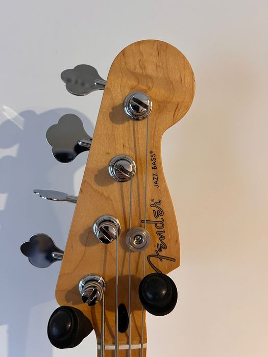 Fender Jazz Bass Player Tidepool + Hard Case