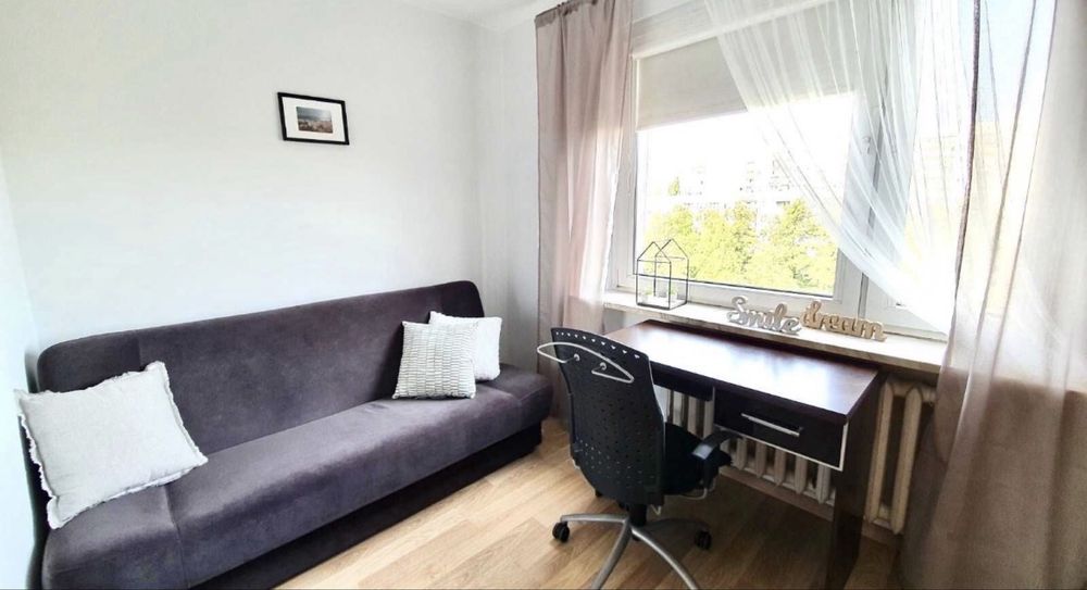 Pokoj Sozopolska. Dolny Mokotow 1365 zl za wszystko (rowniez Internet)