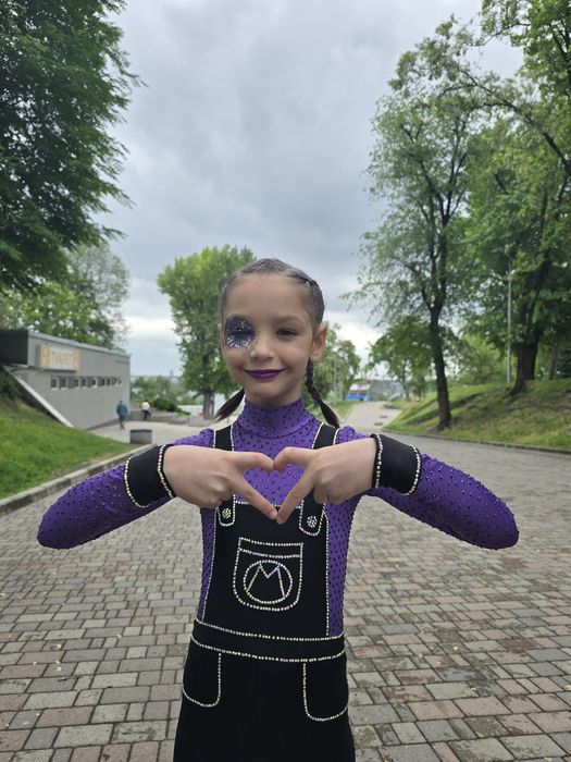 Комбінезон, костюм для повітряної гімнастики