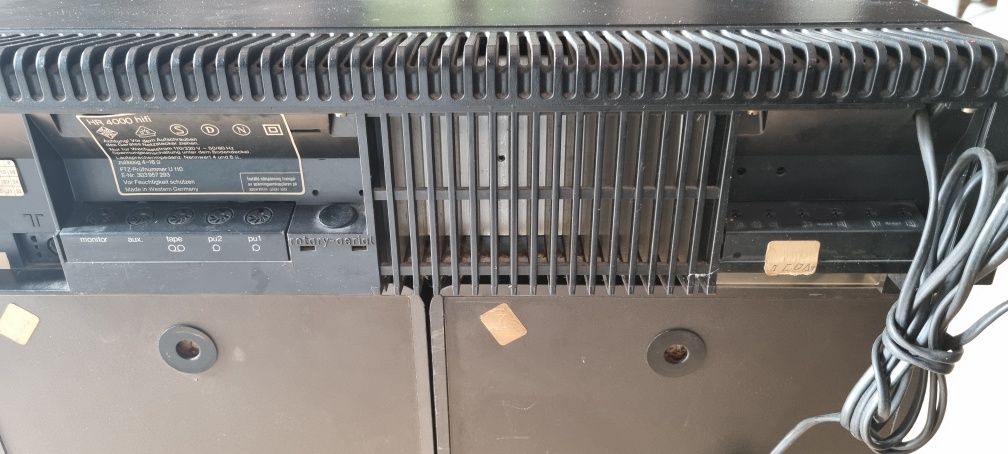 Amplituner TELEFUNKEN HR-4000, kolumny Profesional