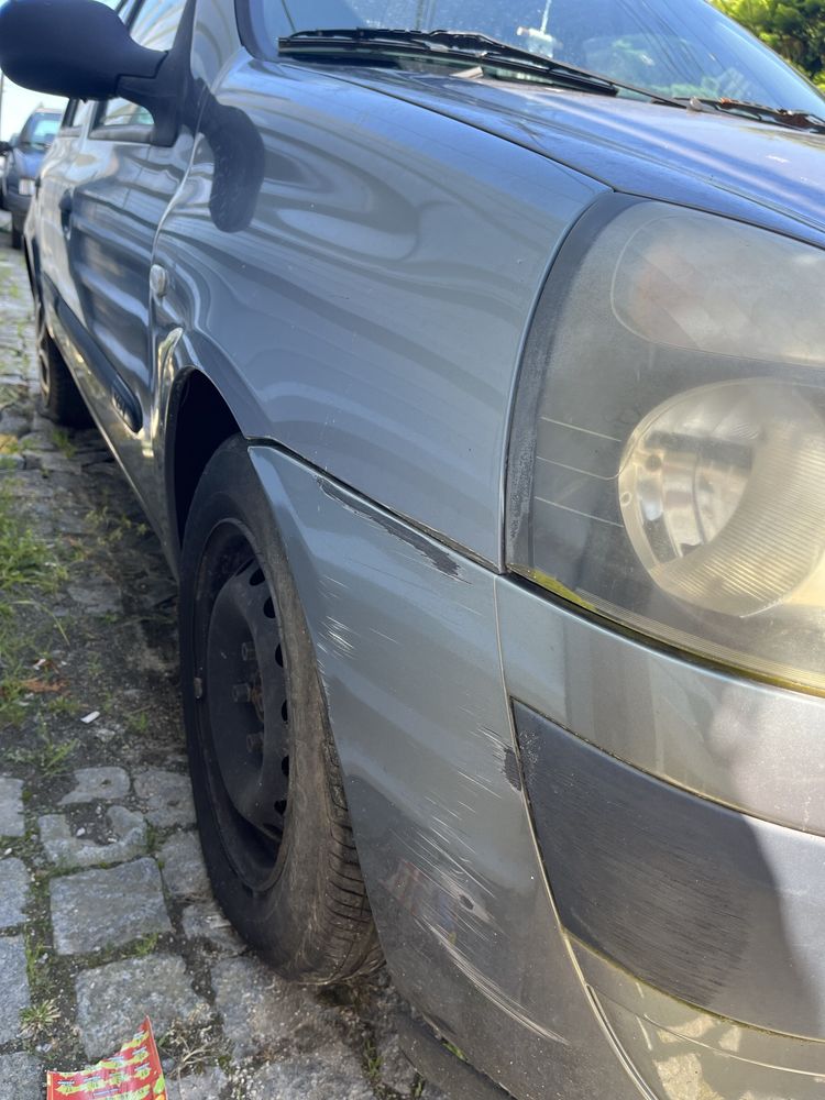 Renault Clio 2 - 1.2 16V 2003
