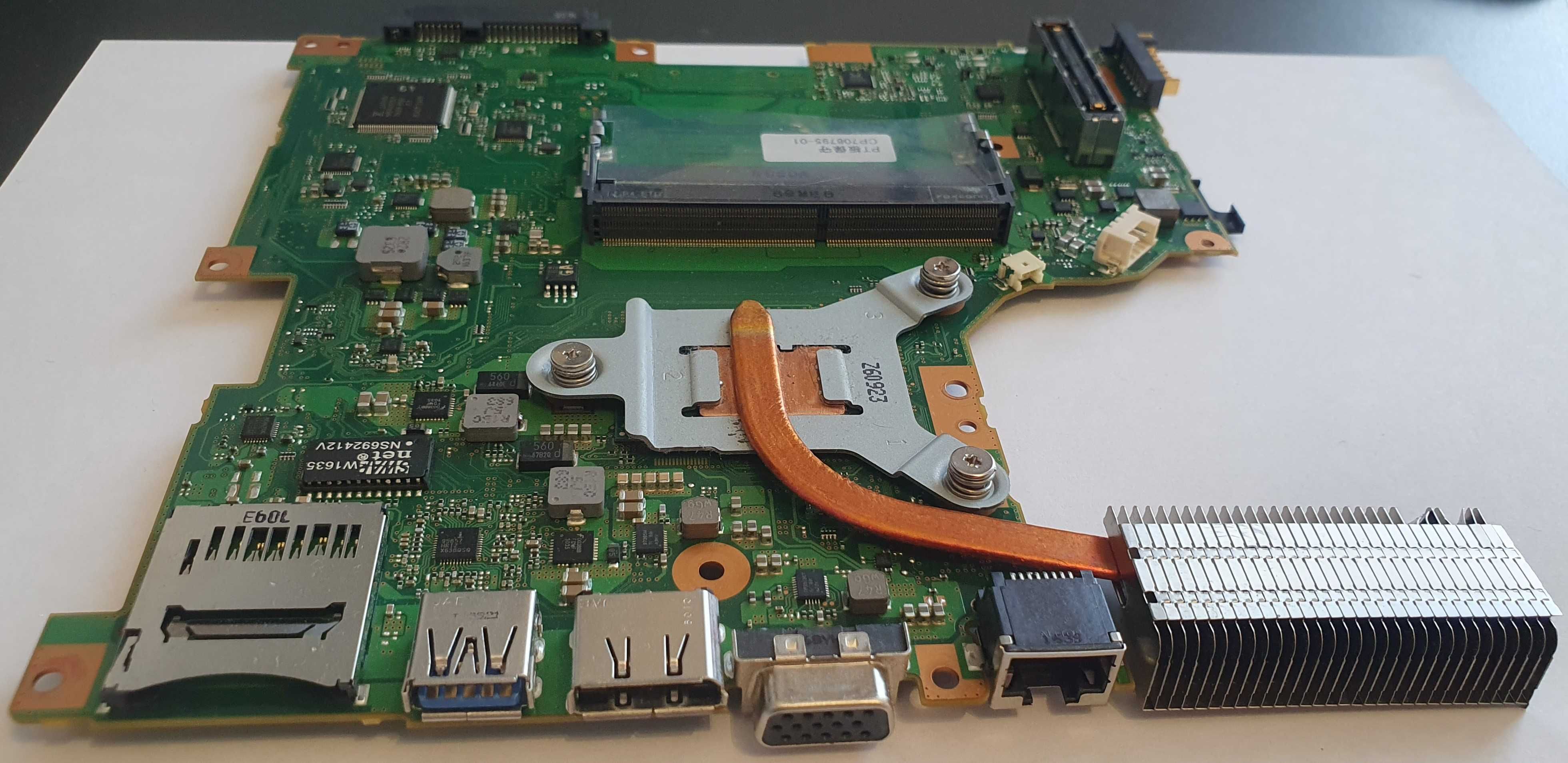 Płyta główna E546 E557 fujitsu i3-6100U
