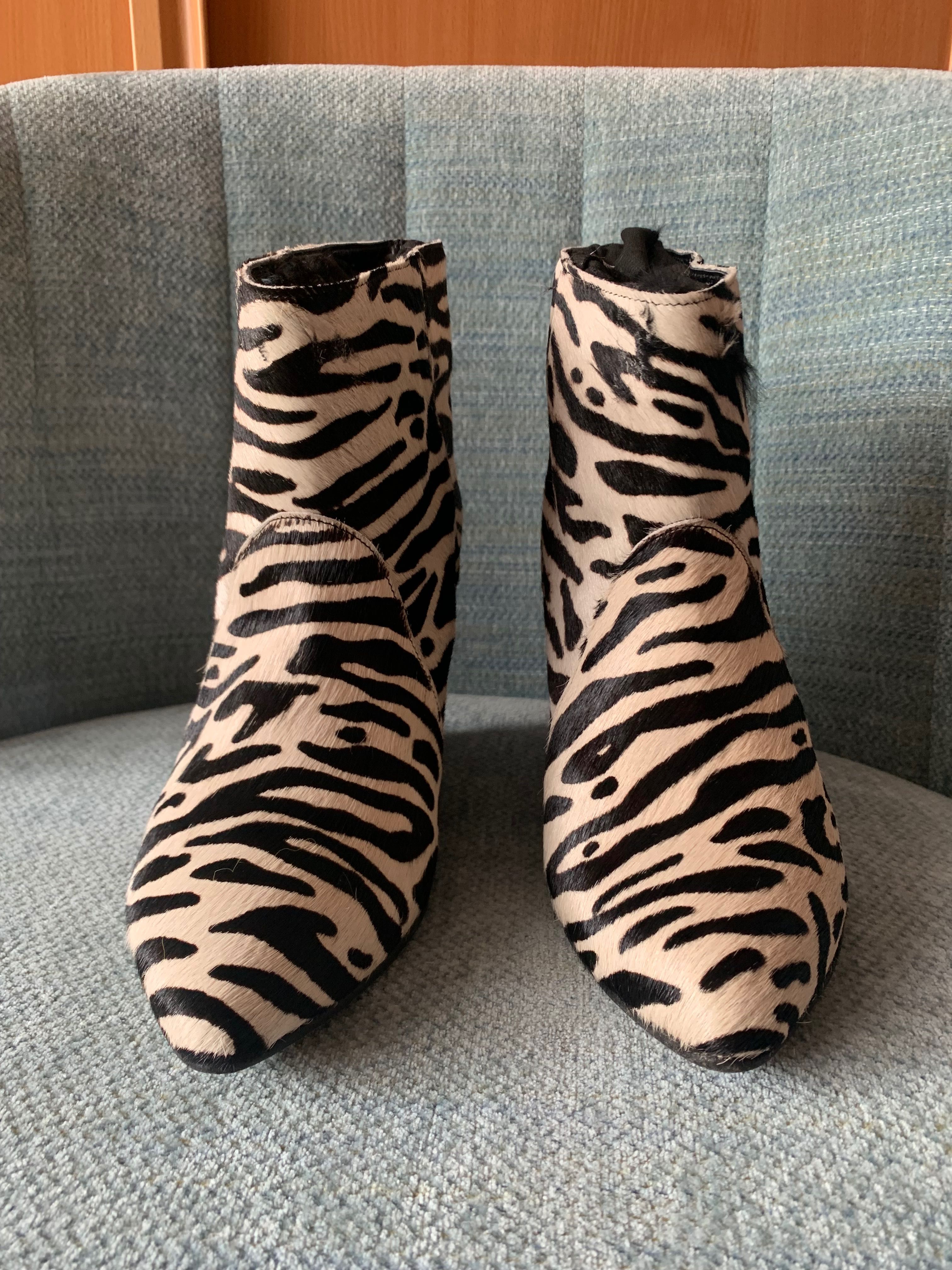 Botas pelo tornozelo Gestuz