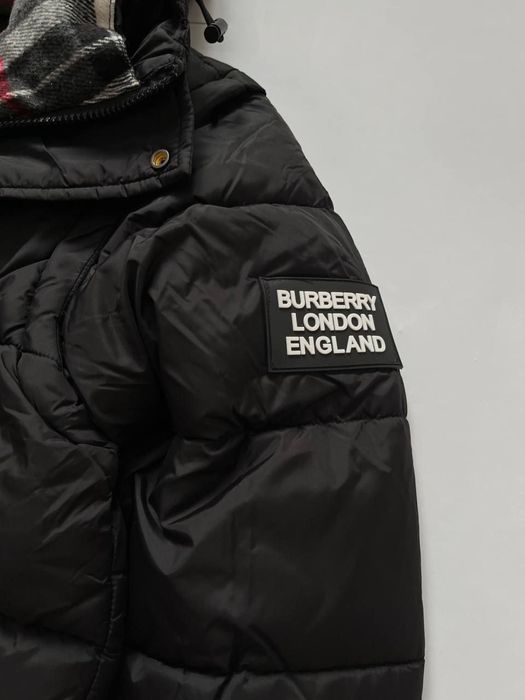 Пуховик Burberry