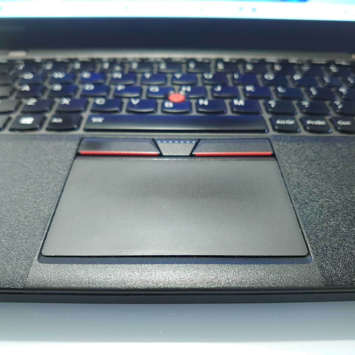 Portátil Lenovo ThinkPad X260 i5 8GB SSD256GB RECONDICIONADO Grade A-