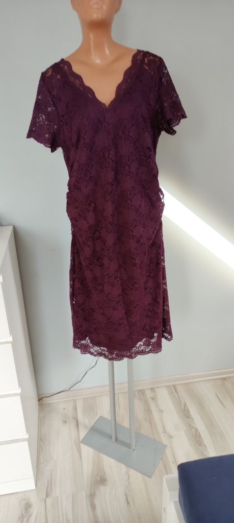 XL 42 XXL 44 fioletowa sukienka koronkowa koronka elegancka wizytowa w
