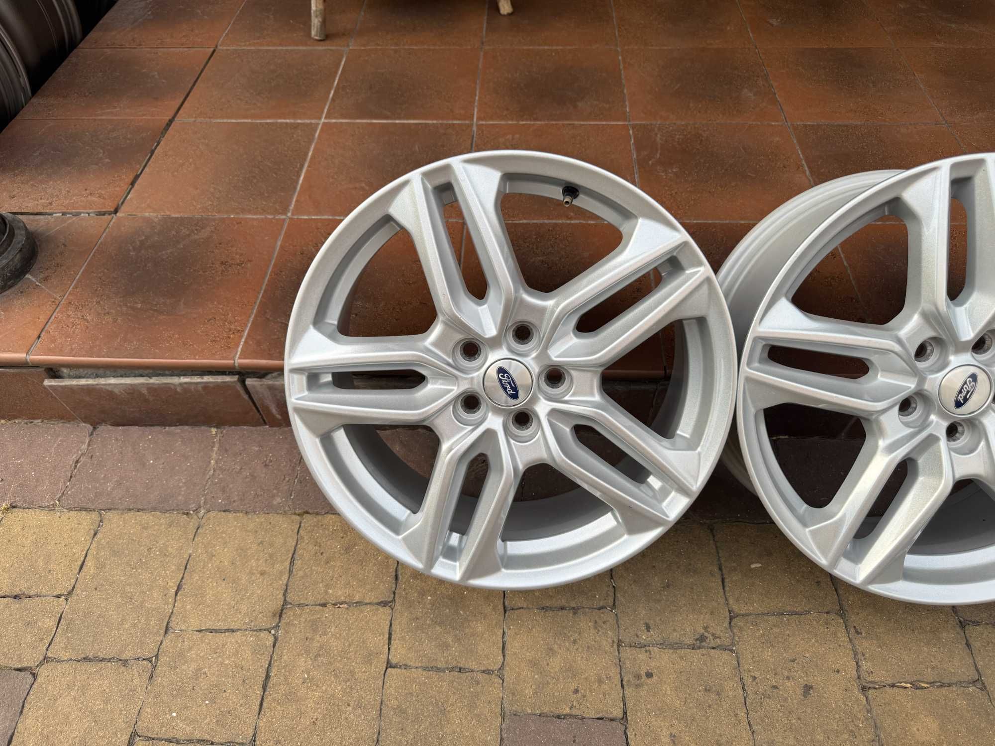 5-108 R18 Ford Borbet ET55 7.5J