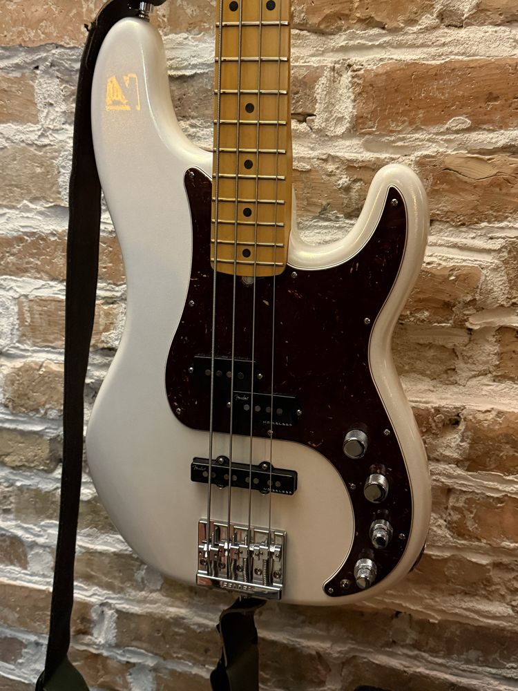 Gitara Basowa / Fender Precysion Ultra / Pearl / USA