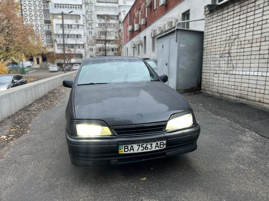 Opel Omega 1992 рік