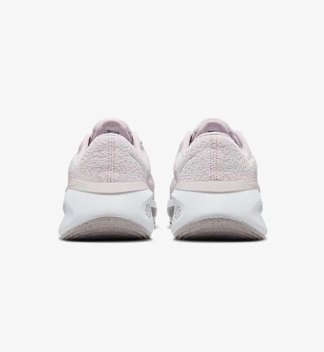 Продам нові кросівки Nike Versair, 10 (41)