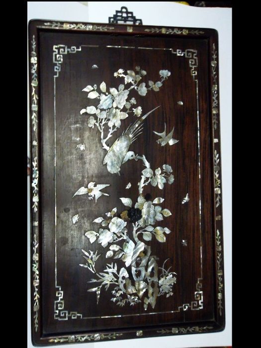 antigo quadro asiático em madeira exótica com madre perola