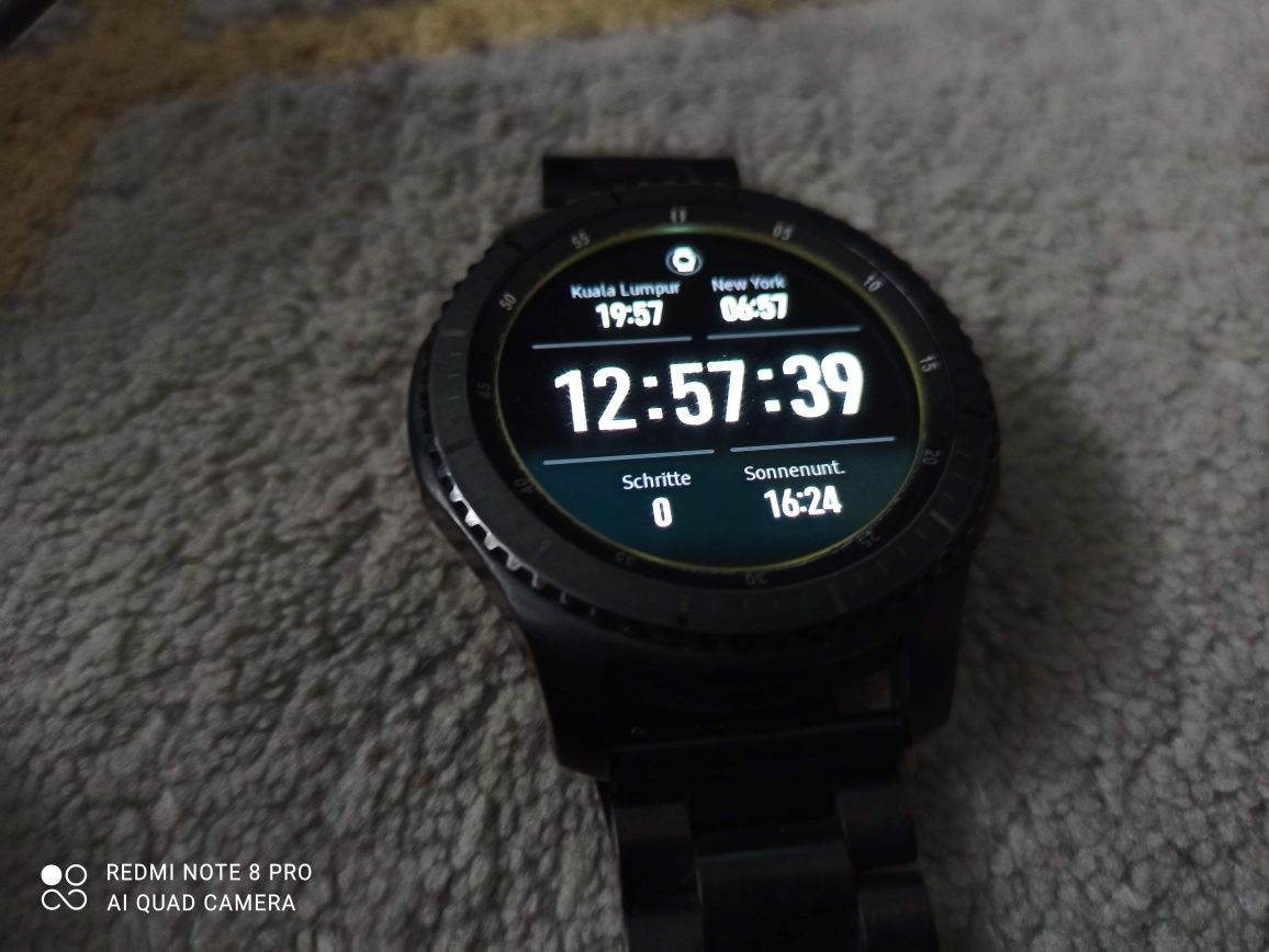 Samsung Gear s3 froniter