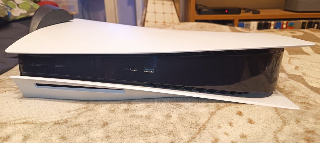 Konsola PS5 PlayStation 5 z napędem