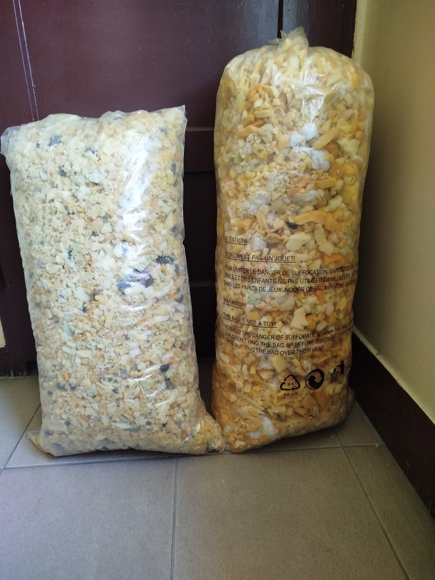 Wypełnienie poduszek-  gąbka ok 2 kg